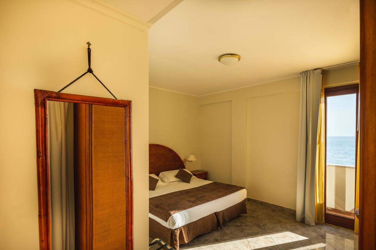Apulia Taranto Ara Solis Hotel Lido Azzurro